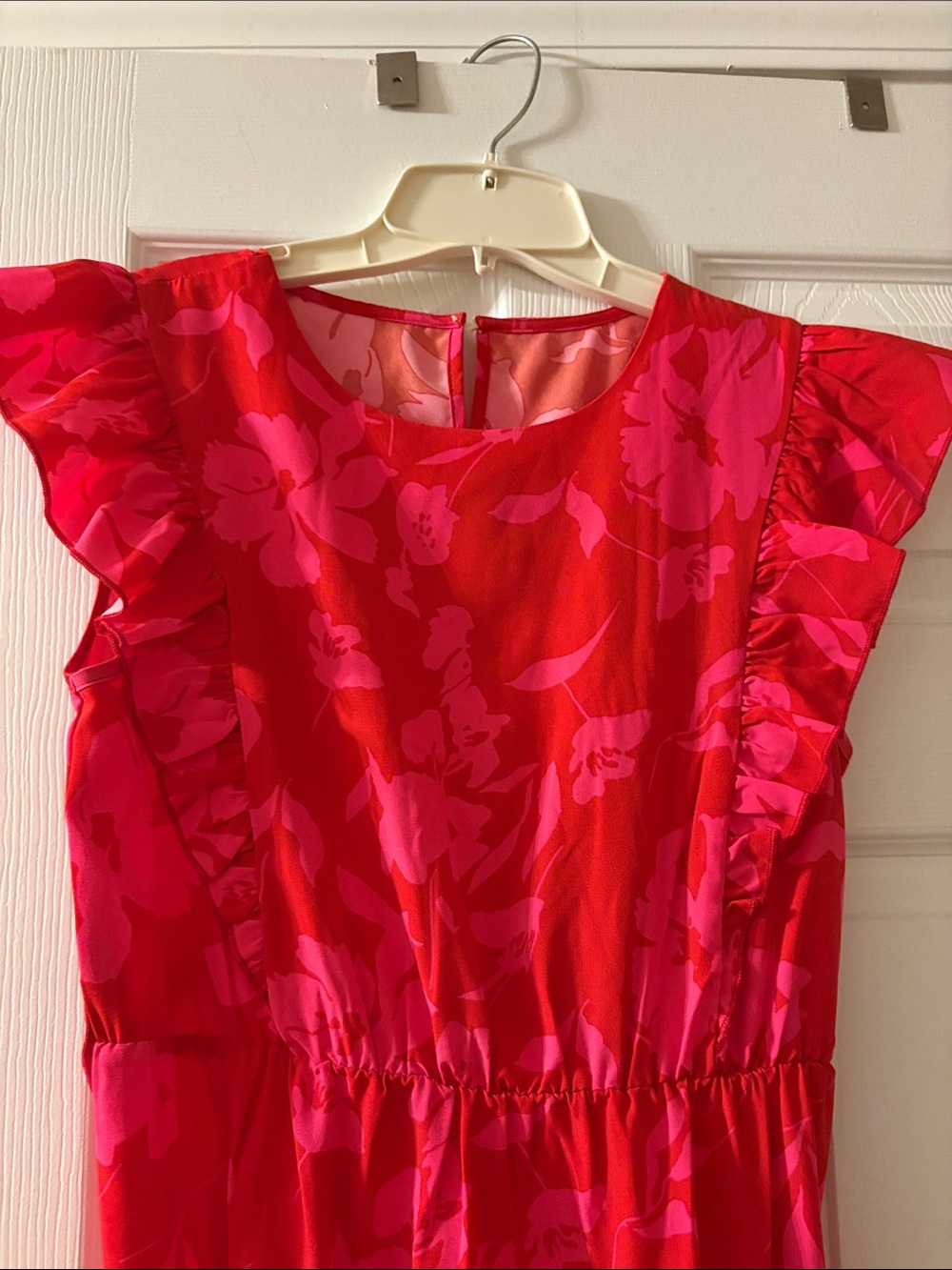 SHEIN Red & Pink Floral Tiered Dress - Picture 2 of 8